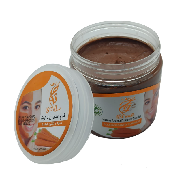 Clay mask with carrot oil